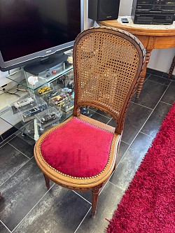 Chaise en Cannage, refaite en tissu